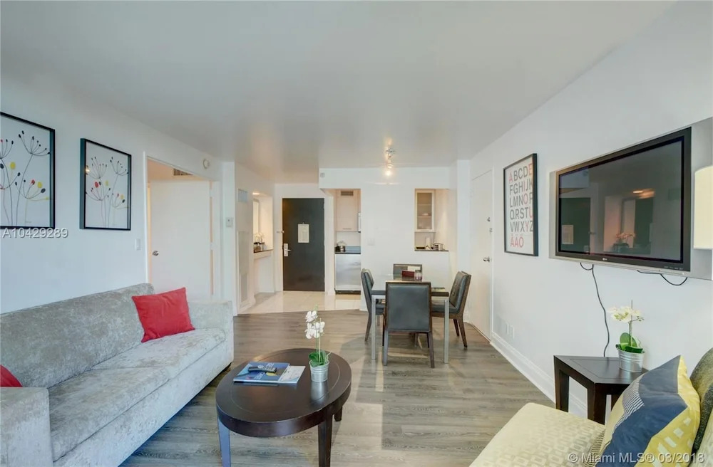 Gallery One Private Condos