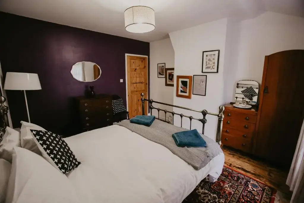 Unique, cosy, Lake District artist hideaway - 5 bd