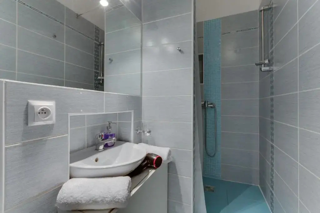 Benatska Apartment