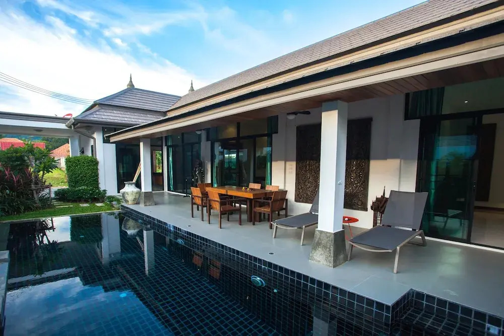 Emotion 1 Villa by G Estate