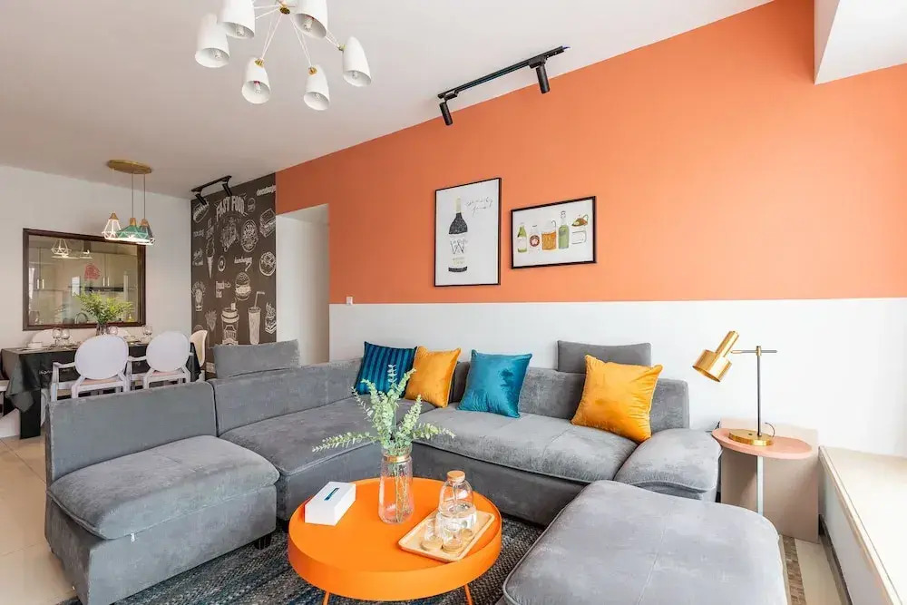 Locals Boutique Apartment  Huafa  No.10