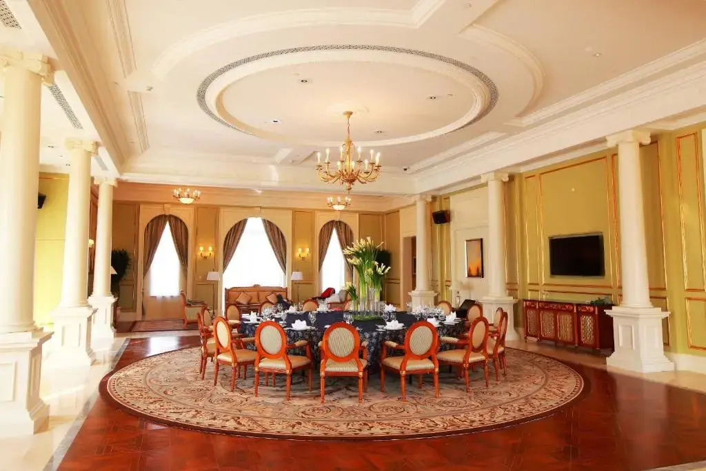 Shanghai Greentown Rose Garden Resort