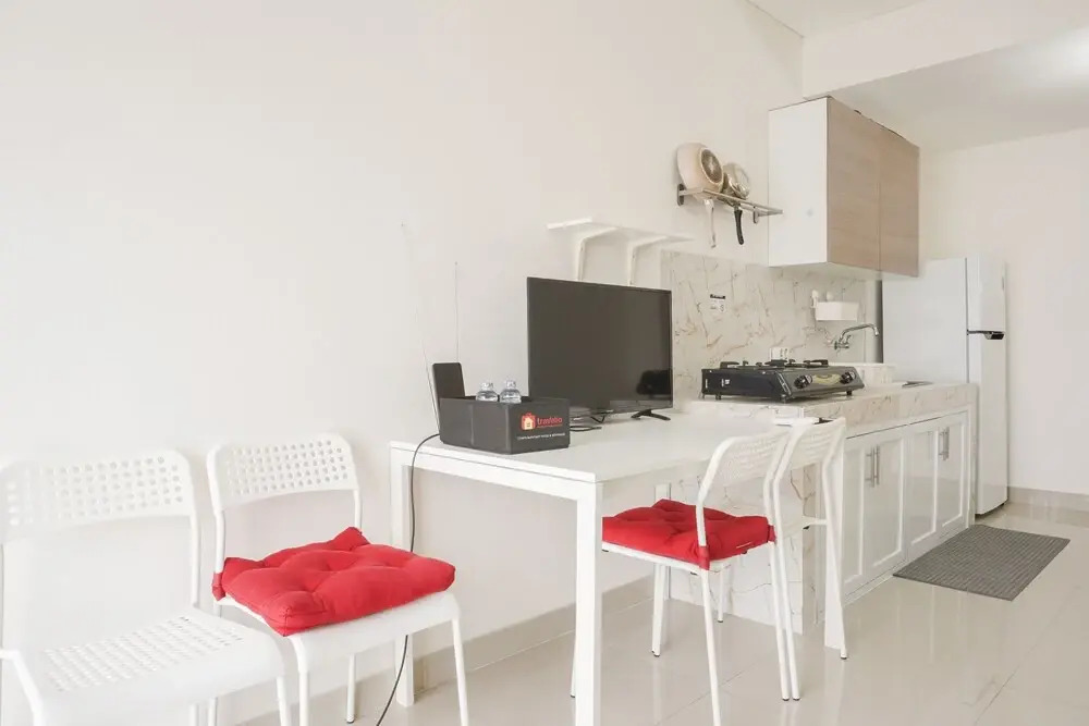 Cozy Stay 2BR at Paradise Mansion Apartment