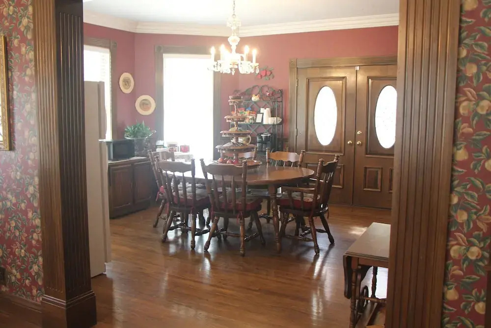 Apple Crest Inn