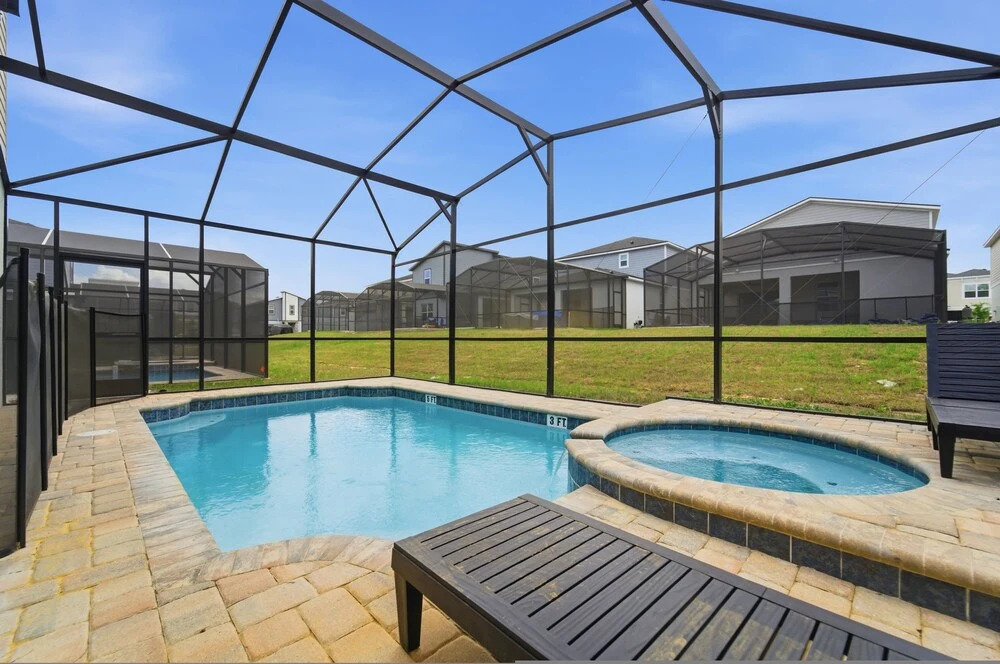 Luxury 7BR at Solara w Pool Cinema Game Room