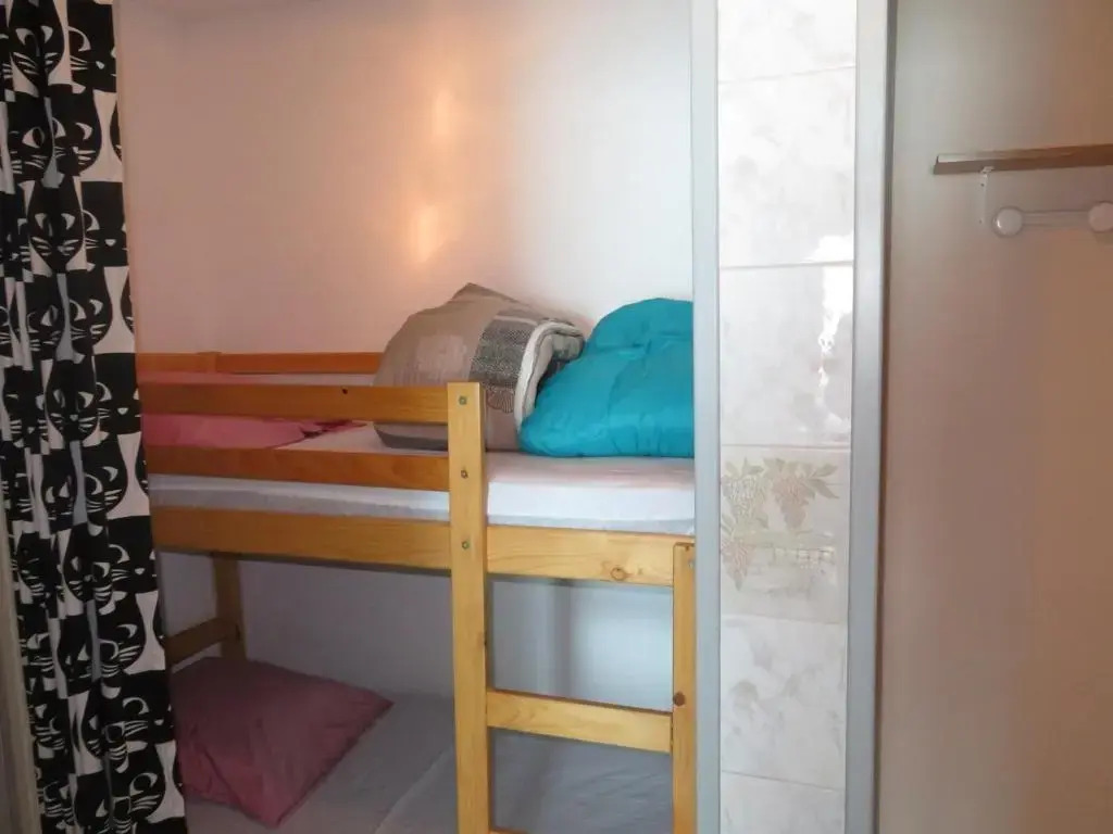 Appartement Sète, 2 Pièces, 4 Personnes - Fr-1-338-82