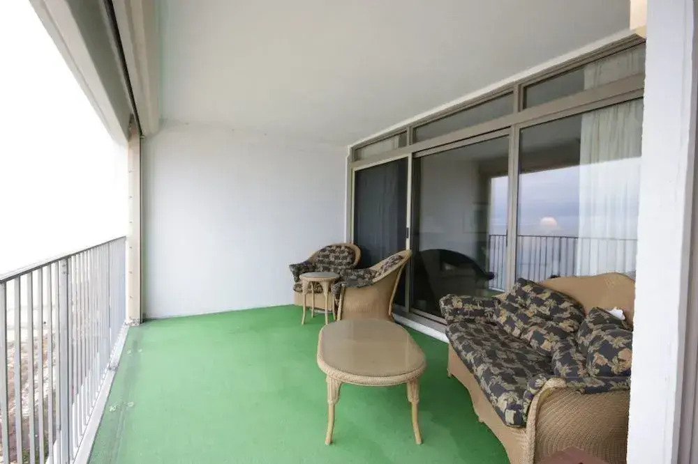 English Towers 1108 - 3 Br Condo