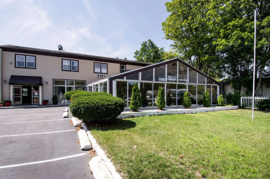 Econo Lodge West Yarmouth-Hyannis Cape Cod