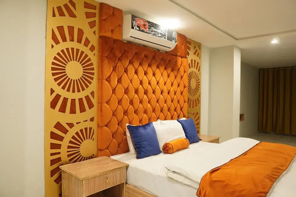 Nüva Hotel