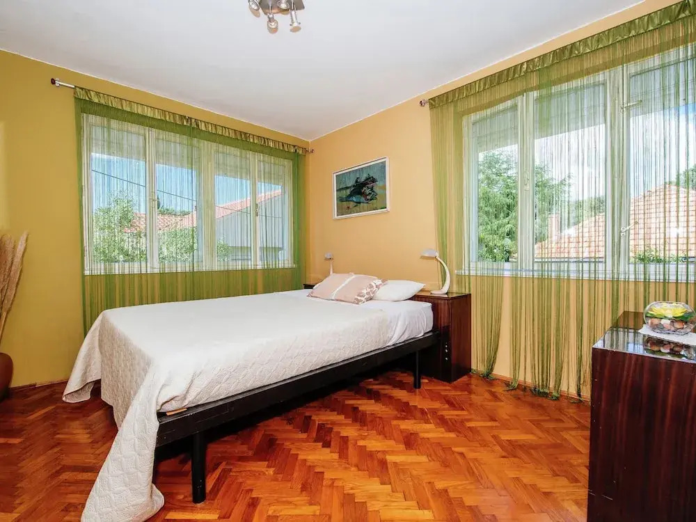 Cozy Apartment in a Quiet Area, Nice Balcony With Park View, Near the Sea
