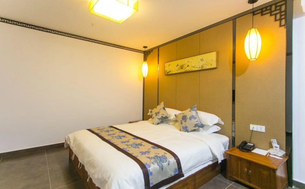 Loulan Botique Hotel