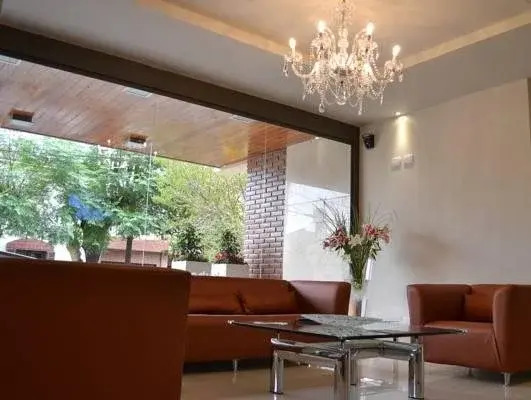Kube Apartments