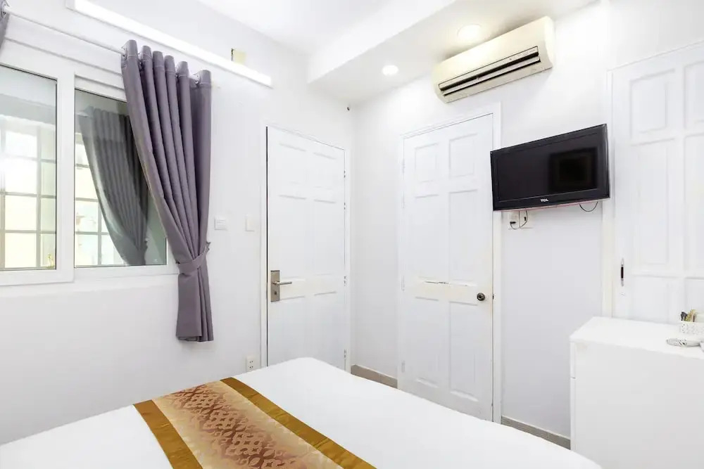White Diamond PN Hotel