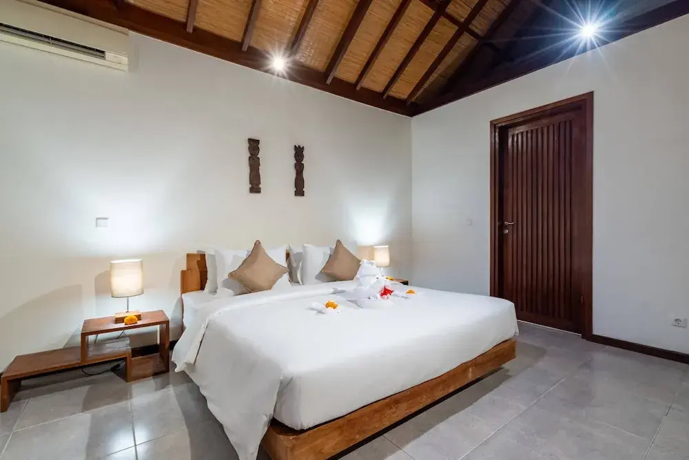 Villa Alroda Antik - Peaceful 4BR Villa with Private Pool in Canggu
