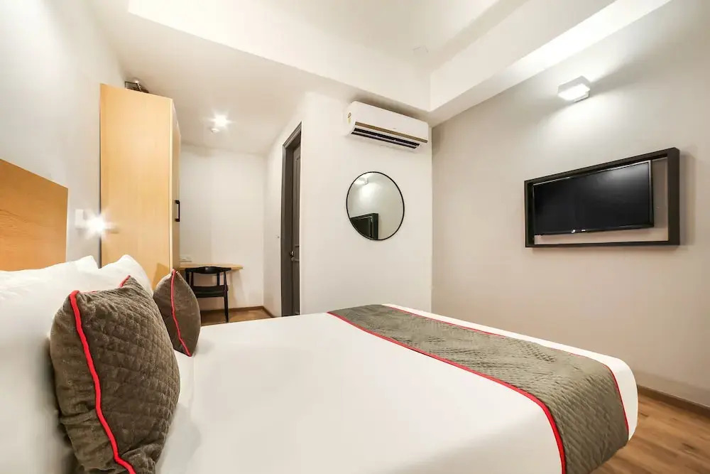 Oyo Townhouse 178 Sector 52