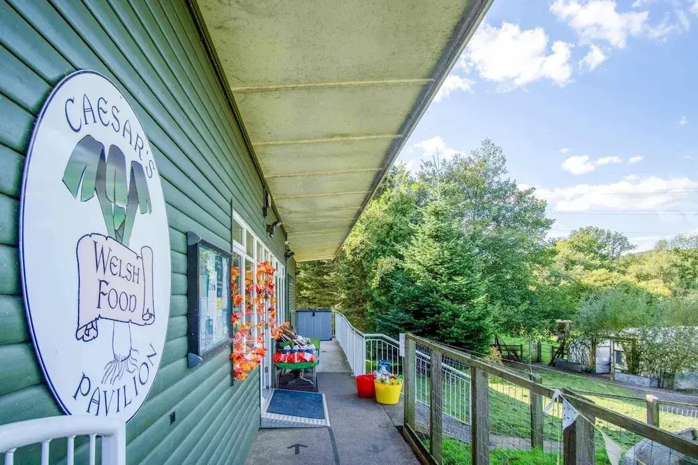 The Barn - 4 Bedroom - Tyn-y-coed Farm - Cardiff