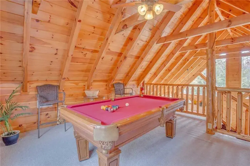 Dream Catcher II 1 Bedroom Home with Hot Tub