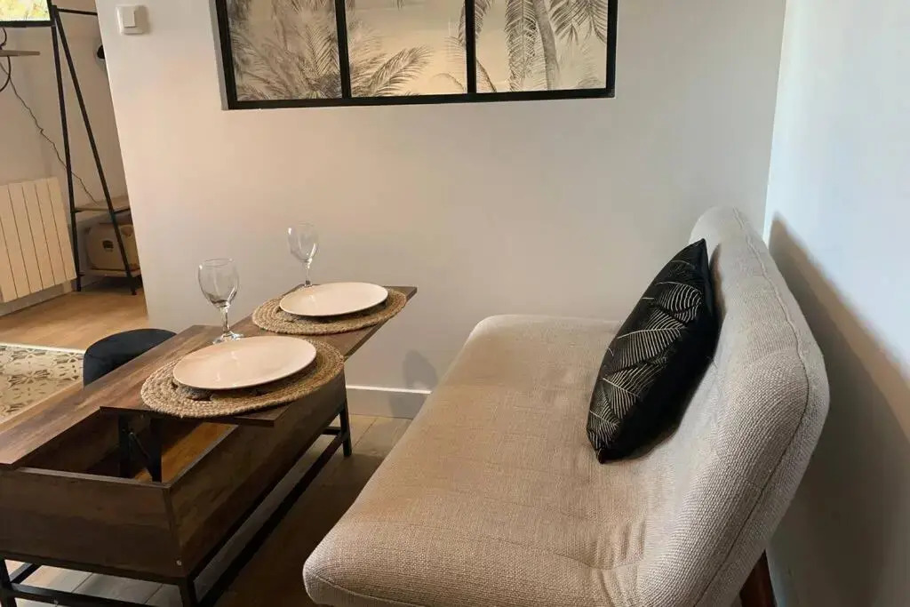 Le Travel, Studio Cosy Aux Pieds de la Gare