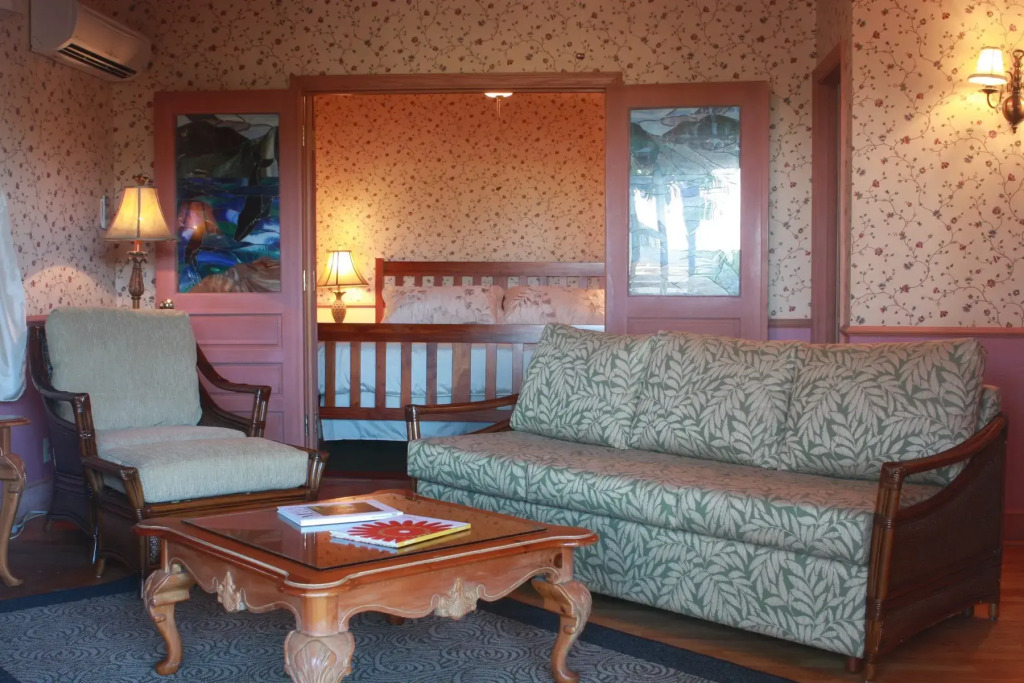 The Plantation Inn