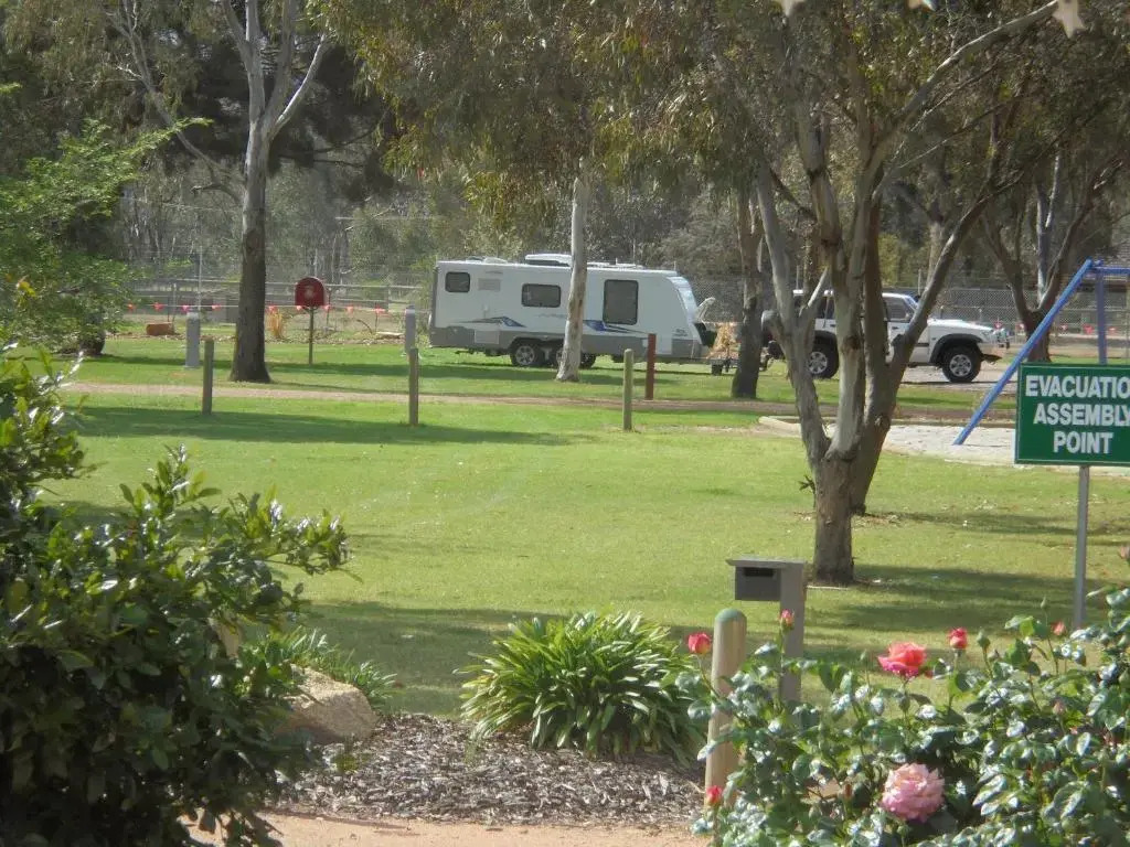 Yarrawonga Riverlands Tourist Park