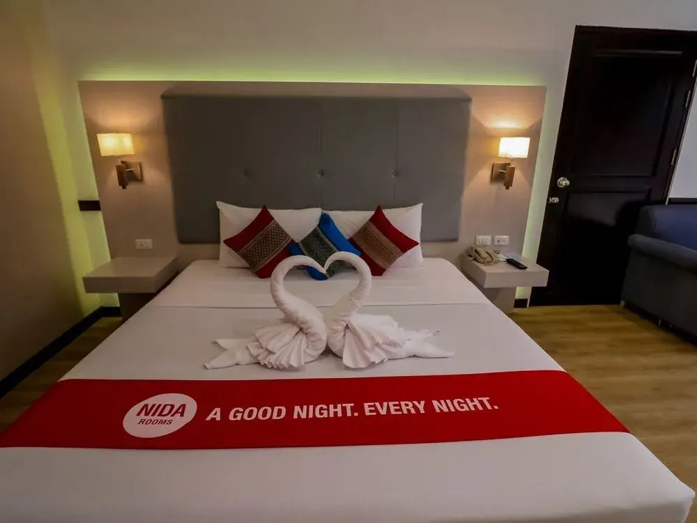 NIDA Rooms Phuket Marina Rose