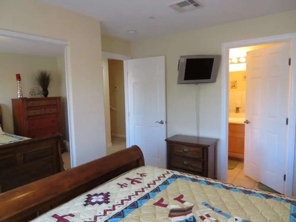 Doug And Vickie Barney 3 Bedroom Condo