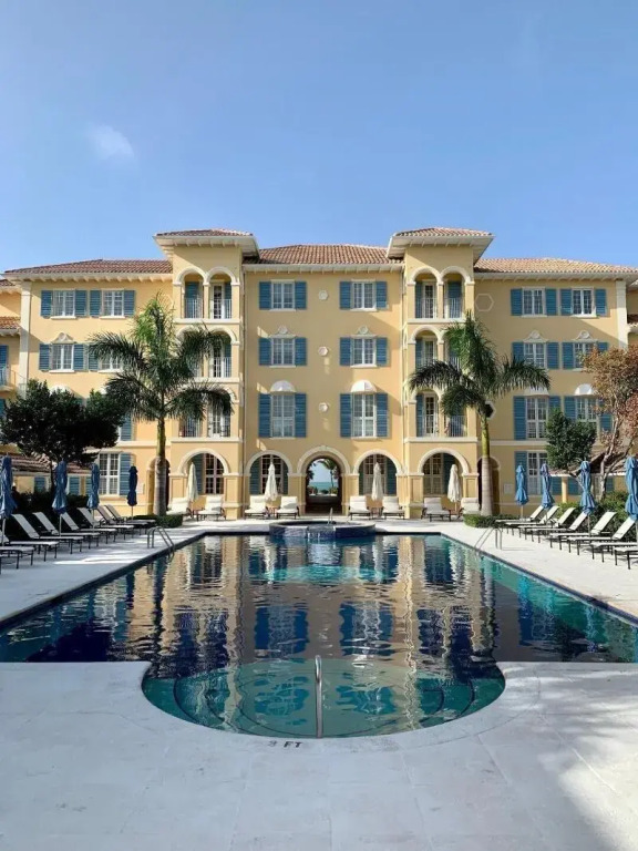 Villa Renaissance Unit 501 Grace Bay Beach