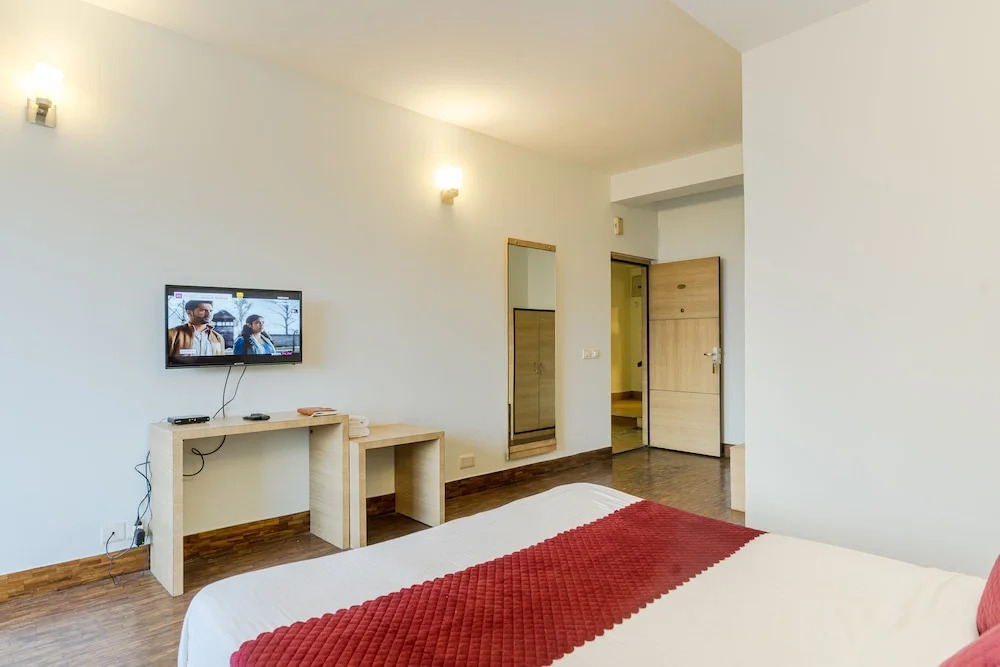 Hotel Blue Poppy