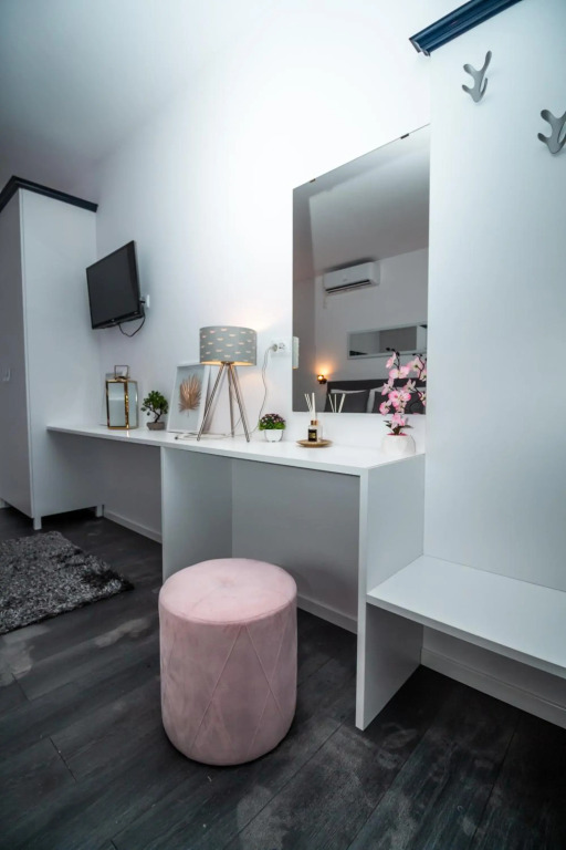 Studioapartment Black & White