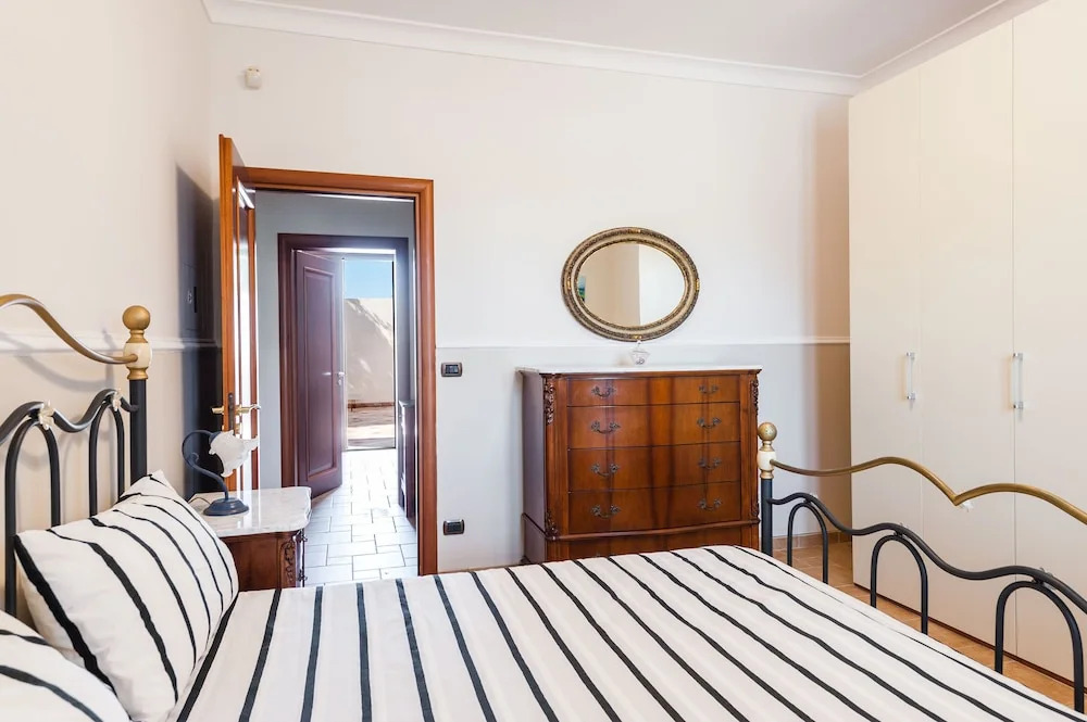 Il Veliero Apartments By Wonderful Italy