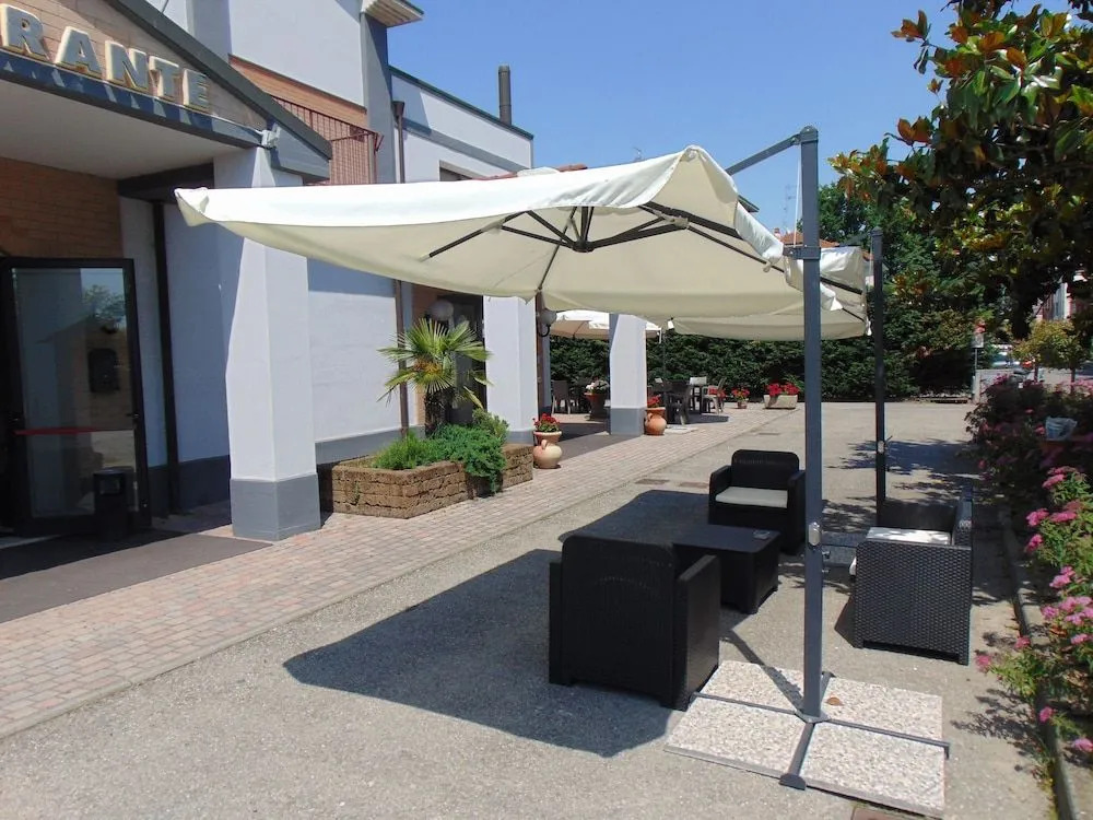 Hotel Brixellum