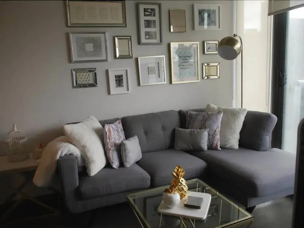 Beautiful 1BR Condo King Street West