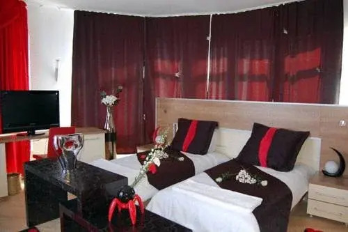 Yeni Tuana Otel