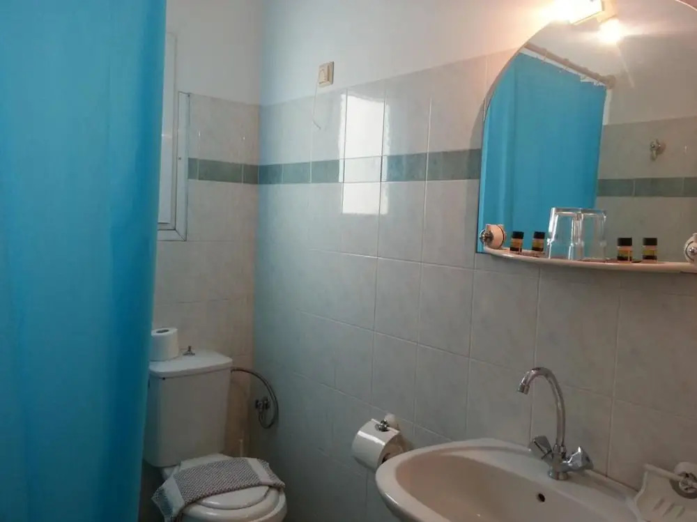 Artemis Hotel