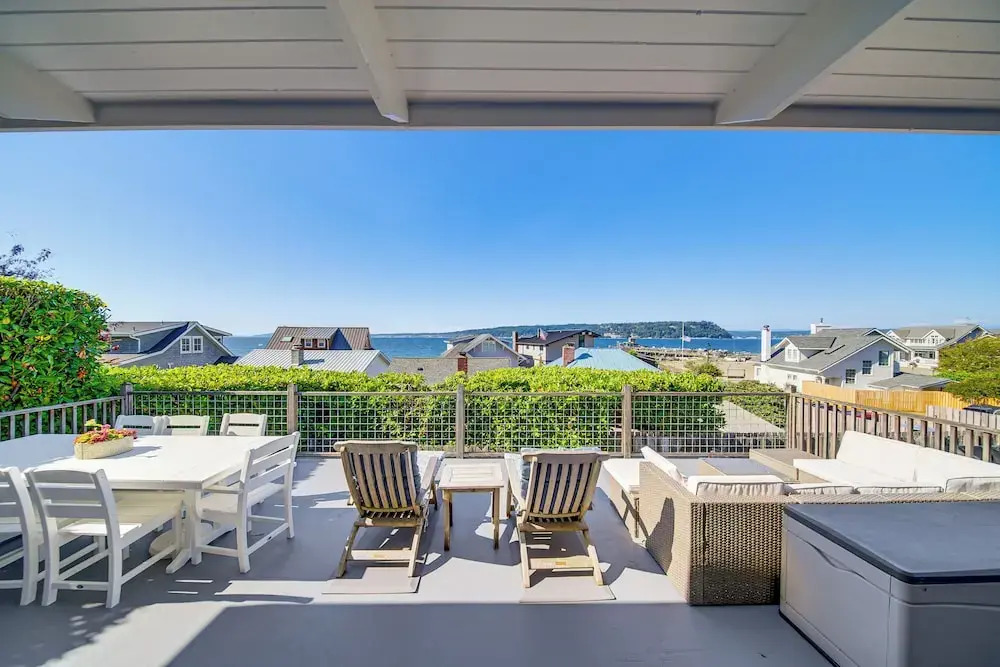 Sun-soaked Sandy Point Haven w/ Beach Access!