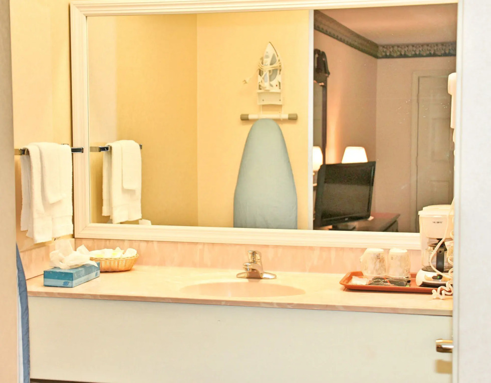 Hilltop Inn & Suites, near Foxwoods Casino
