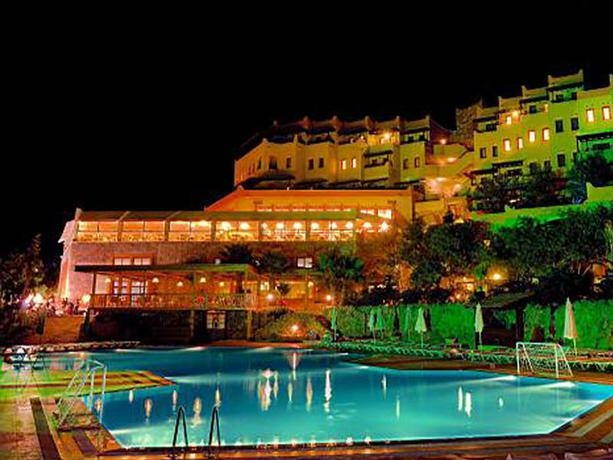 Green Beach Resort