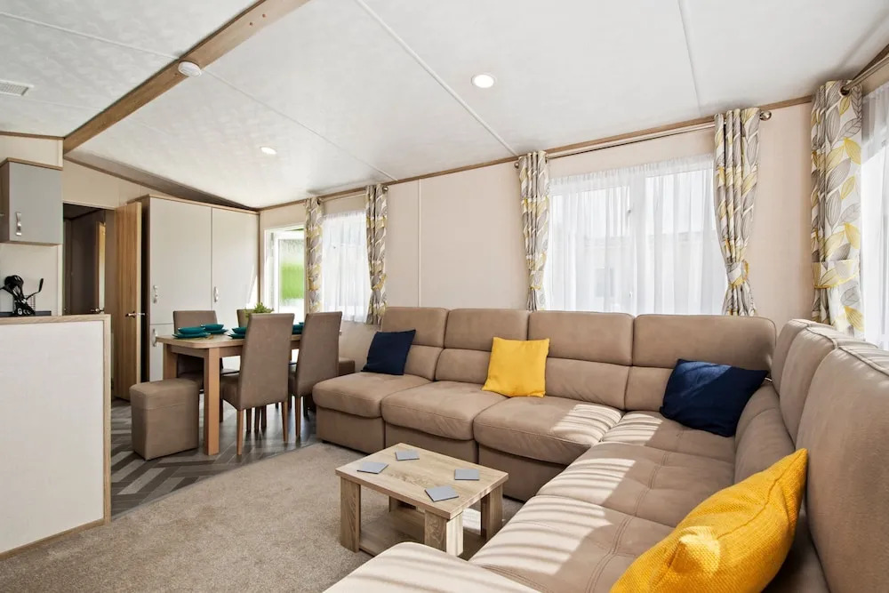 Maple - Near Folly Farm Cosy Retreat
