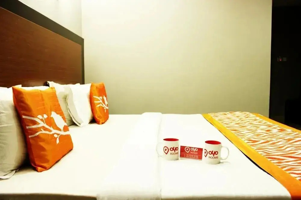 OYO 1177 Hotel Sky Wood Inn & Suites
