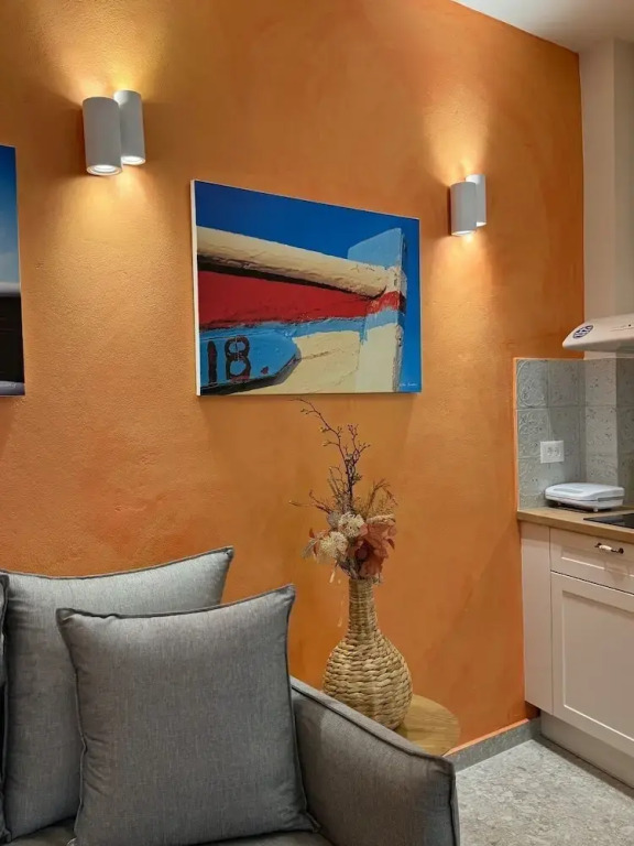 Vetus Vicinato Luxury Homes
