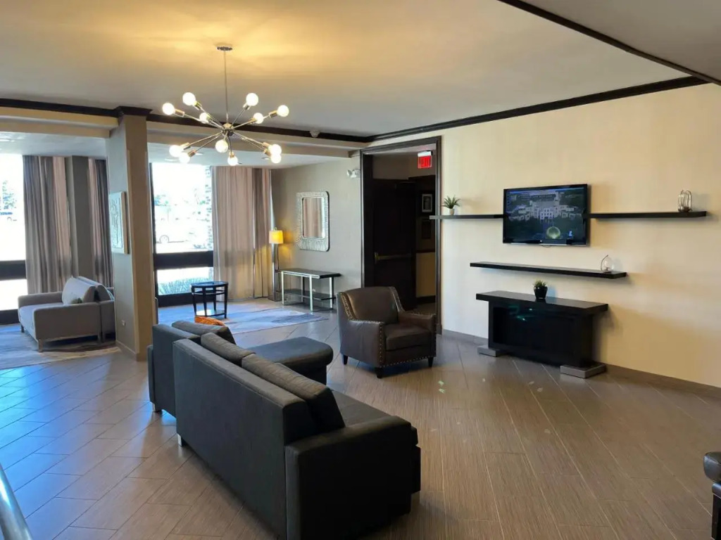 BEST WESTERN PLUS Schaumburg Hotel