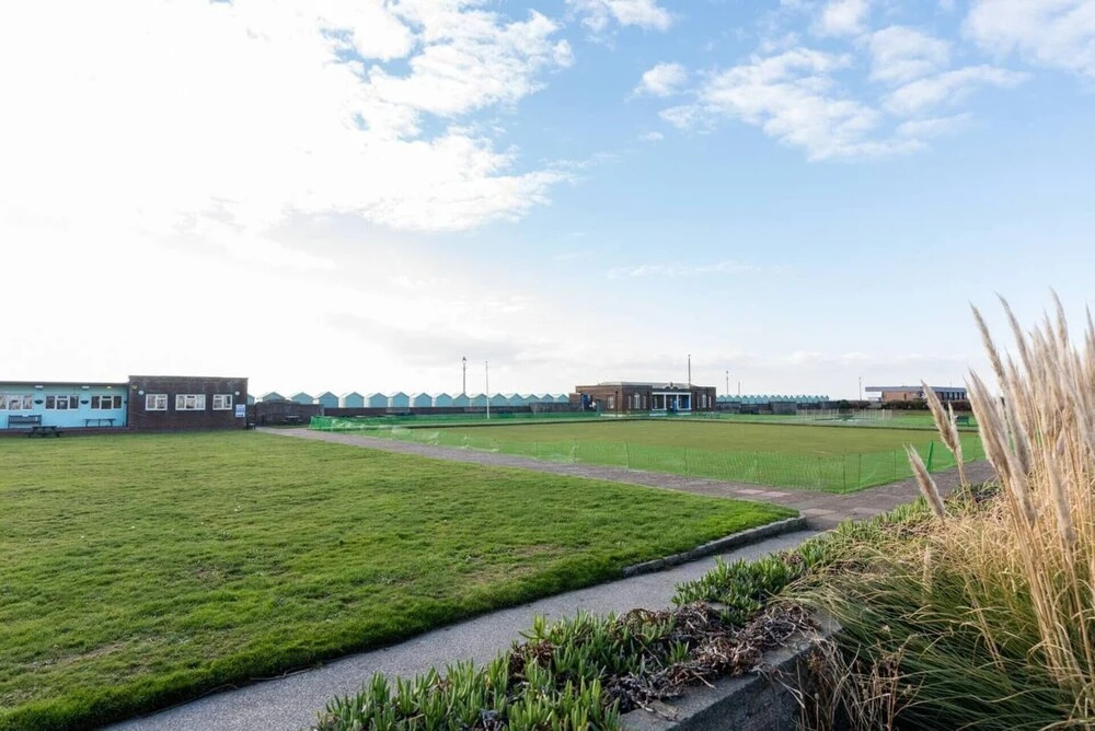 Immaculate 1-bed Apartment on Hove Seafront