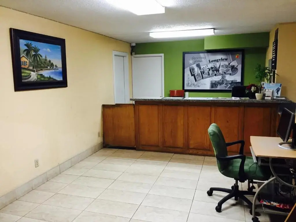 Arya Inn & Extended Stay