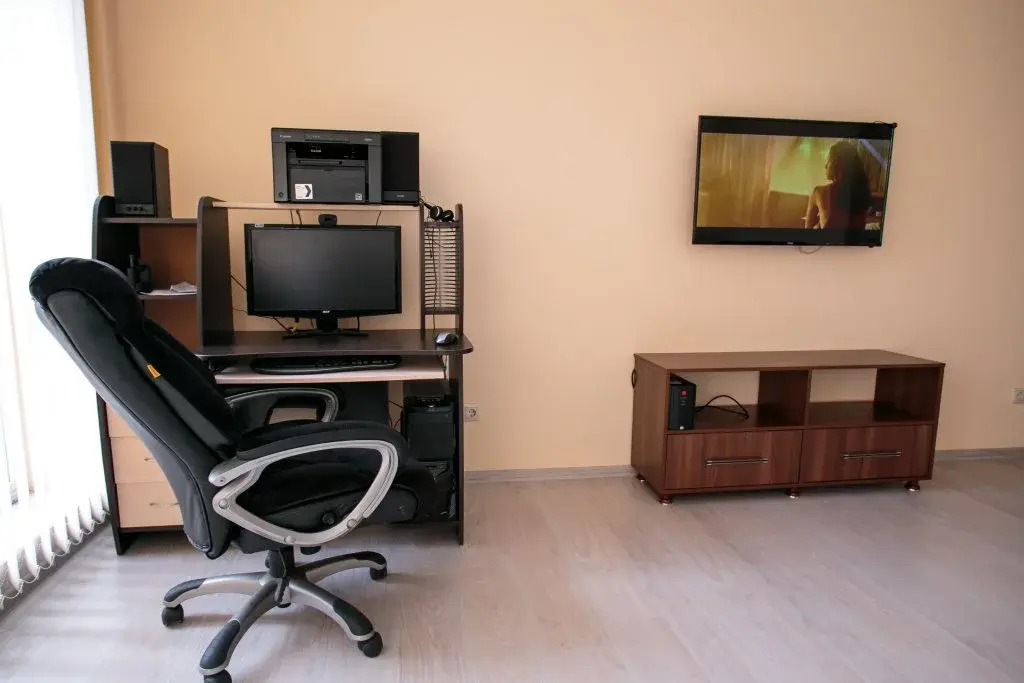 Townhouse on Belykh Akatsiy Guest House