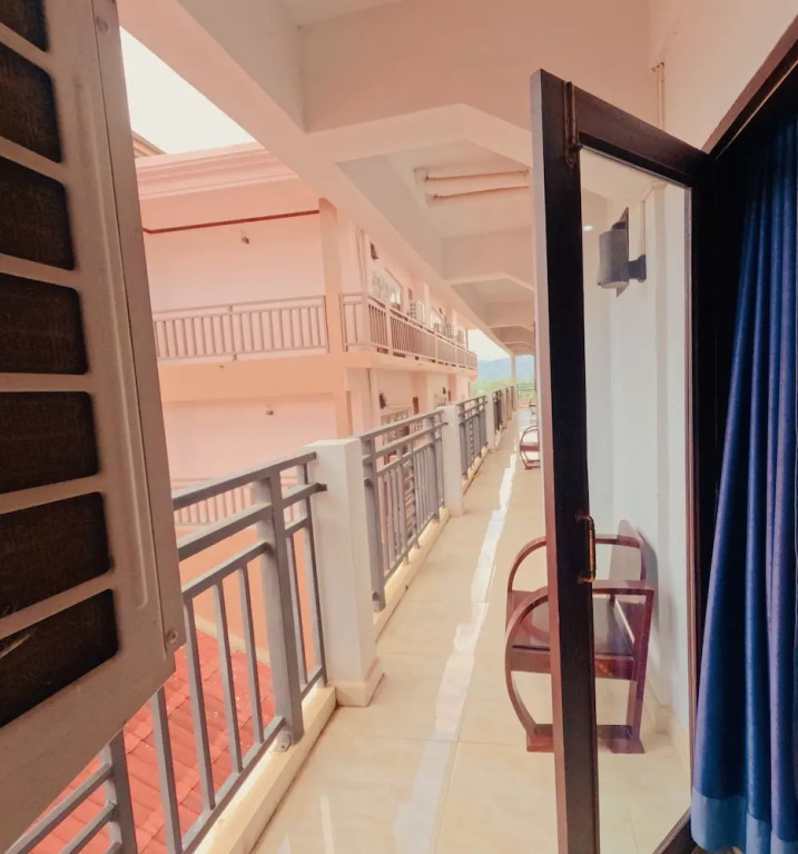 Consiana Vang Vieng Hotel
