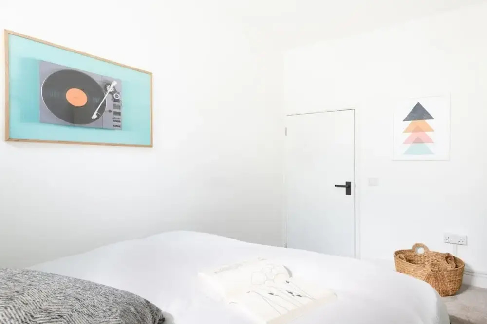 The Pimlico Terrace - Modern 3BDR Apartment next to Victoria