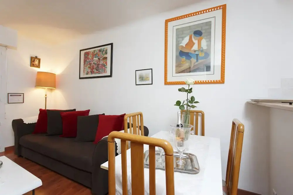 Prince of Wales Apartment