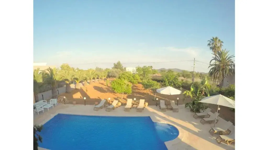 Villa KM2 is a 5 min drive from Playa den Bossa