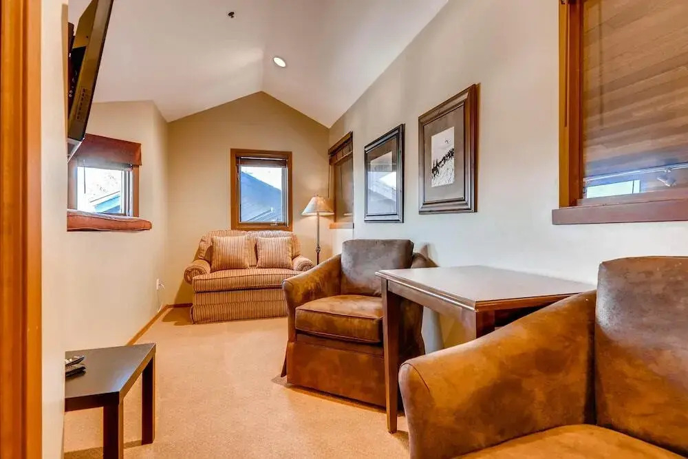 Lakeside - 2BR + Loft Townhome #1529 - LLH 61596