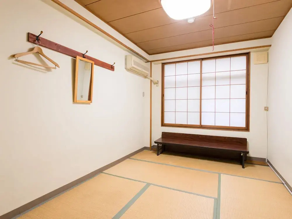 Kobe Student Youth Center - Hostel